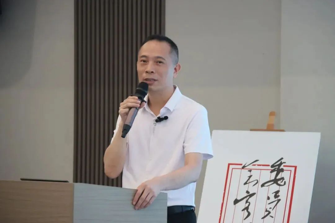图片说明